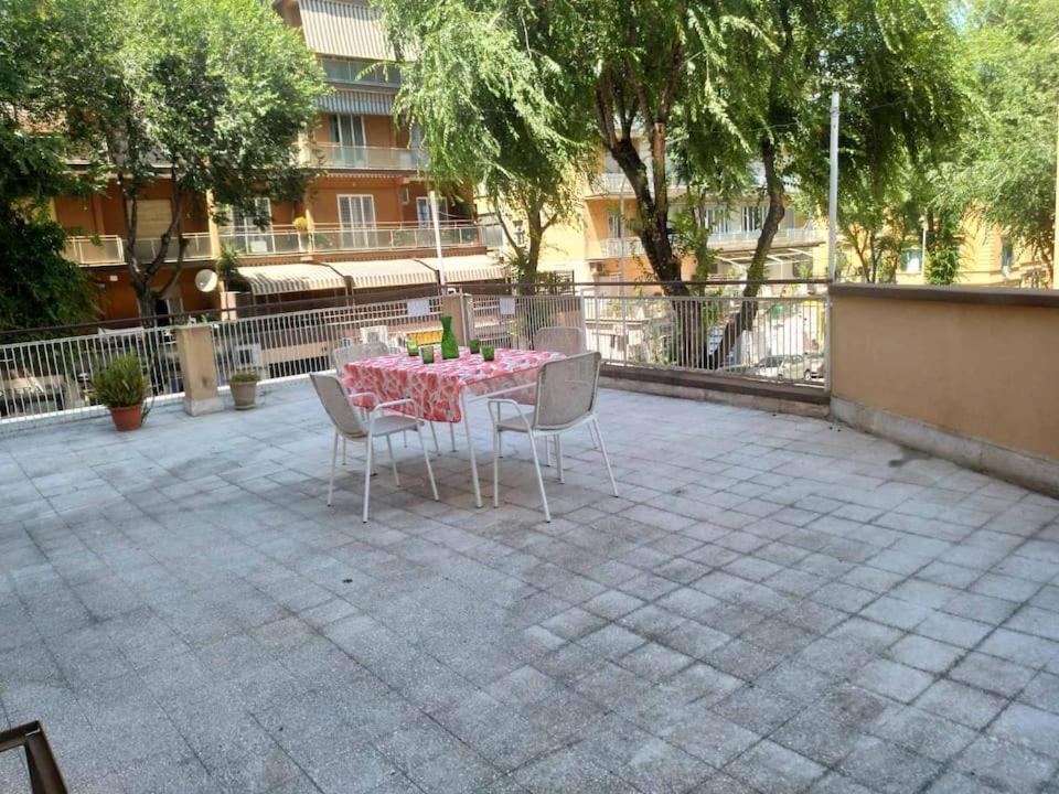 44Oz Apartment With Terrace In Monteverde روما المظهر الخارجي الصورة